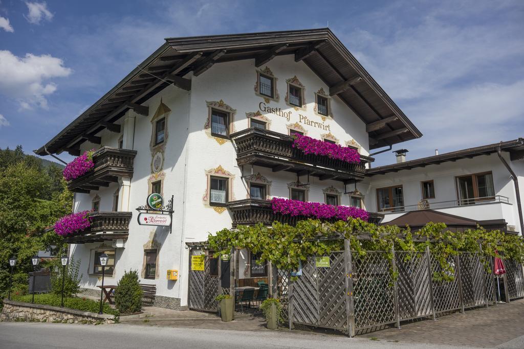 Hotel Landgasthof Pfarrwirt Thiersee Exterior foto