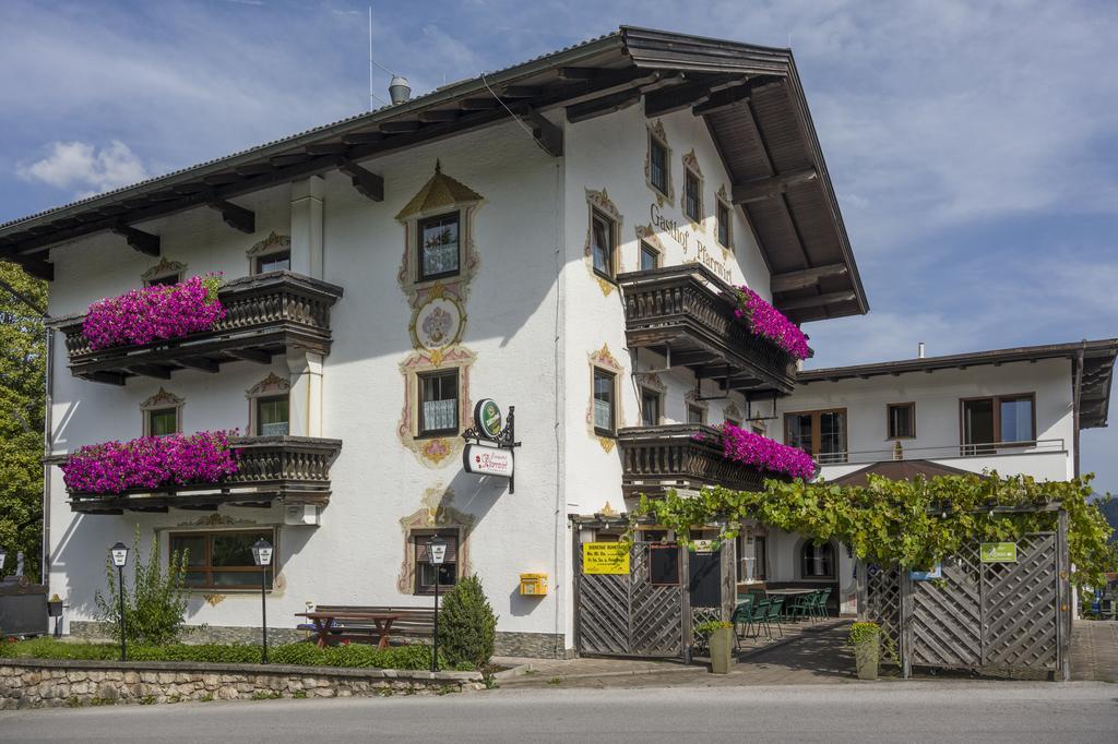 Hotel Landgasthof Pfarrwirt Thiersee Exterior foto